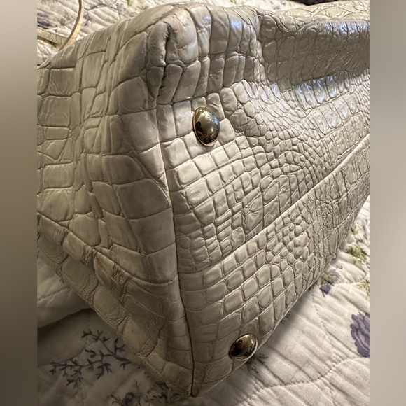 JIMMY CHOO Authentic Ivory Rhea Leather Croc Luxe Handbag - Picture 13 of 16
